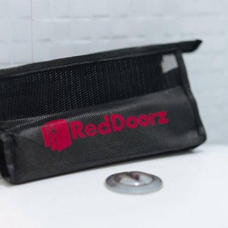 RedDoorz @ Sunfields Lipa Batangas Hotel Lipa City Bagian luar foto